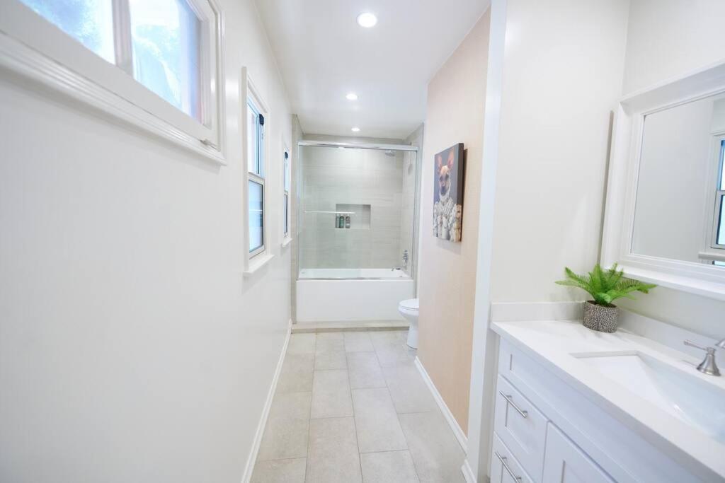 Experience Luxury Living Westwood Ucla Los Angeles